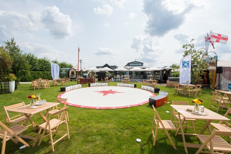 The DNHK surprises with high-end networking event Sommerfest 2023